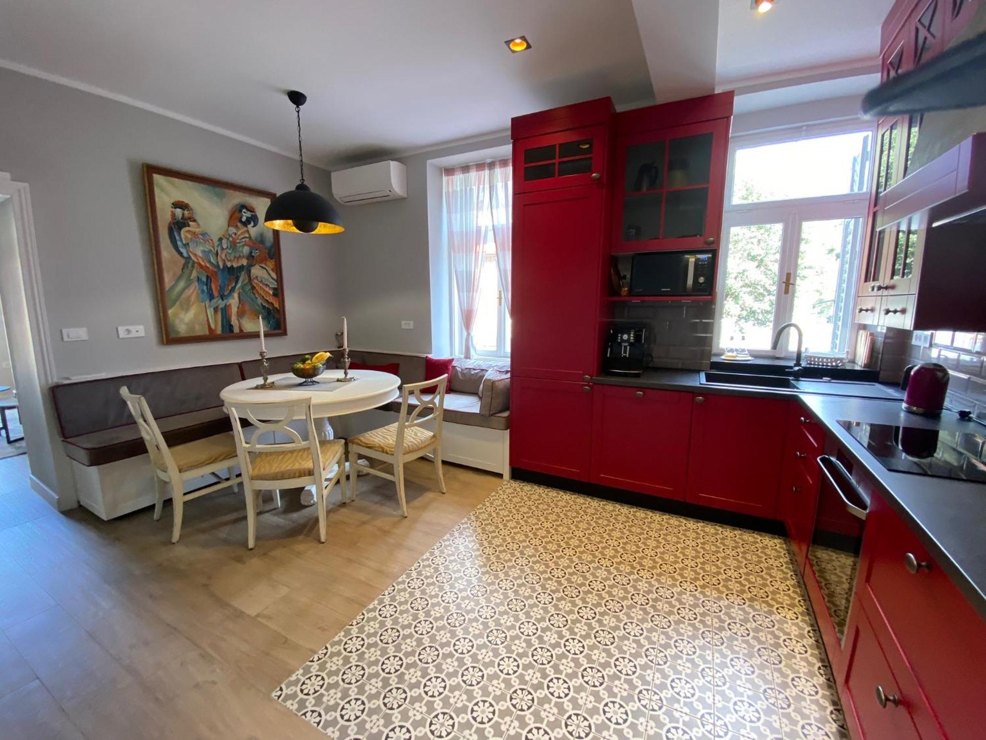 Arielle Apartmán Ika